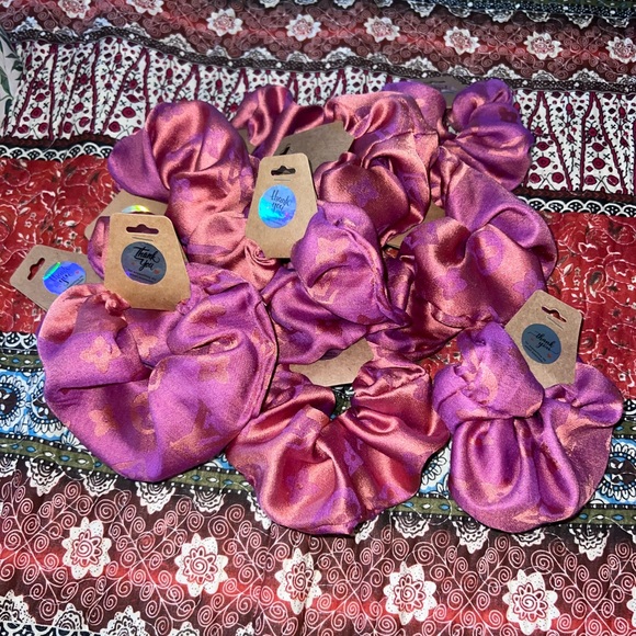 Handmade | Monogram Scrunchies - Picture 7 of 13